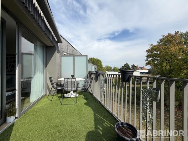🏡 Appartement récent en dernier étage avec terrasse – Lille LILLE