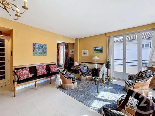 Appartement T4 à vendre  4 pièces - 110 m 2   LE PUY EN VELAY  - 43