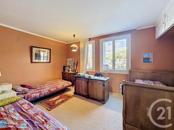 Appartement T4 à vendre  4 pièces - 110 m 2   LE PUY EN VELAY  - 43