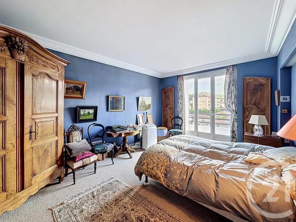 Appartement T4 à vendre  4 pièces - 110 m 2   LE PUY EN VELAY  - 43