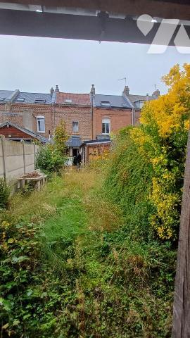 ST ACHEUL : Maison de 84 m² avec JARDIN plein sud, travaux à pévoir