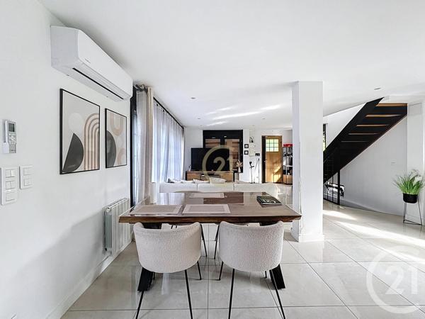Maison à vendre  4 pièces - 134,17 m2 NOISY LE SEC - 93