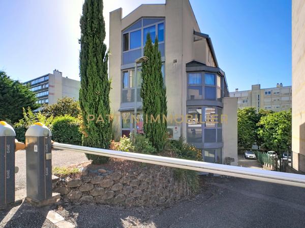 Votre investissement dans un emplacement privilégié à 2 pas de la Croix-Rousse - CALUIRE-ET-CUIRE – Quartier M