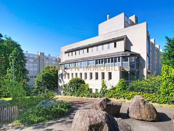 Votre investissement dans un emplacement privilégié à 2 pas de la Croix-Rousse - CALUIRE-ET-CUIRE – Quartier M