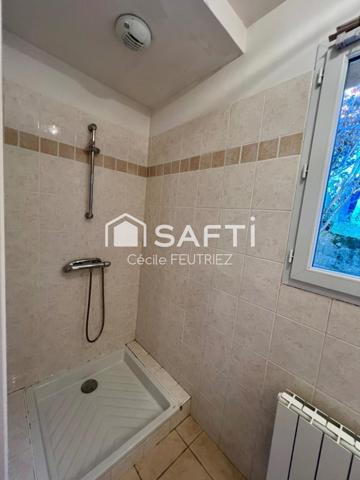 Maison dans un quartier calme