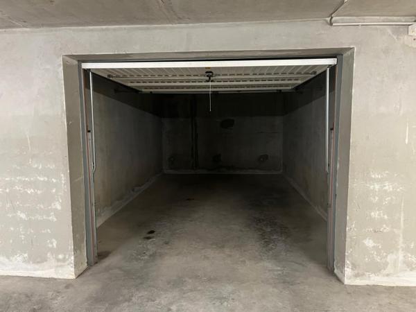 Garage T 18m² | Blain Immobilier