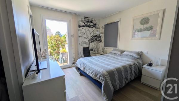 Appartement T2 à vendre  2 pièces - 45,69 m 2   AIX LES BAINS  - 73