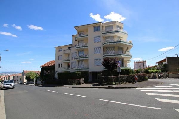 LA GLACIERE -MONTJUZET Appt Clt Fd 3 pièces 77 m²-PARKING -BALCONS