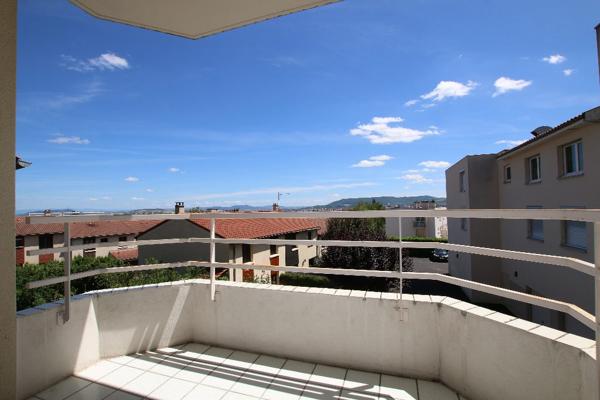 LA GLACIERE -MONTJUZET Appt Clt Fd 3 pièces 77 m²-PARKING -BALCONS