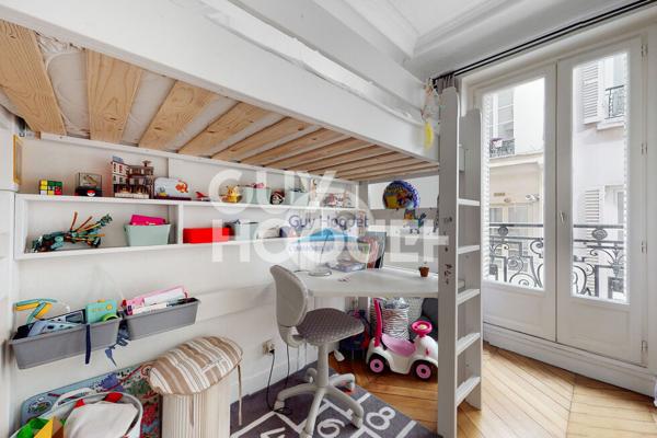 Rue des Petites Ecuries - Paris Xème.