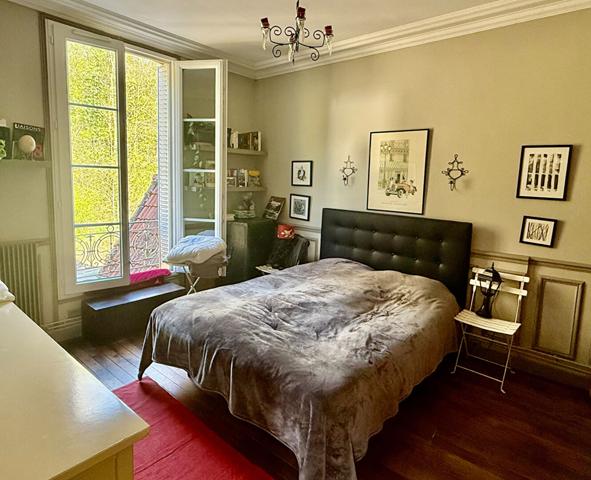 Appartement Chaville 3 pièces et studette 80 m2 jardin potager Privatif, Garage deux Caves Cadre Exceptionnel