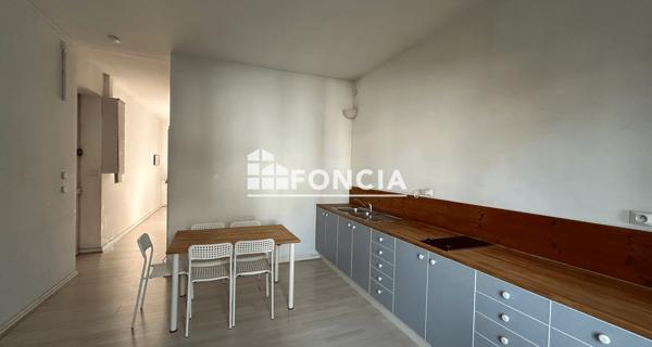 Location Studio 39.75 m² - Grenoble 38000