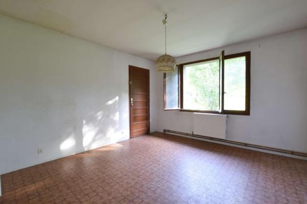 Saint-Aupre (38960) MAISON A GRANDS VOLUMES