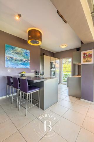 Thonon-les-Bains, Maison 4 Chambres -  202 m² à vendre