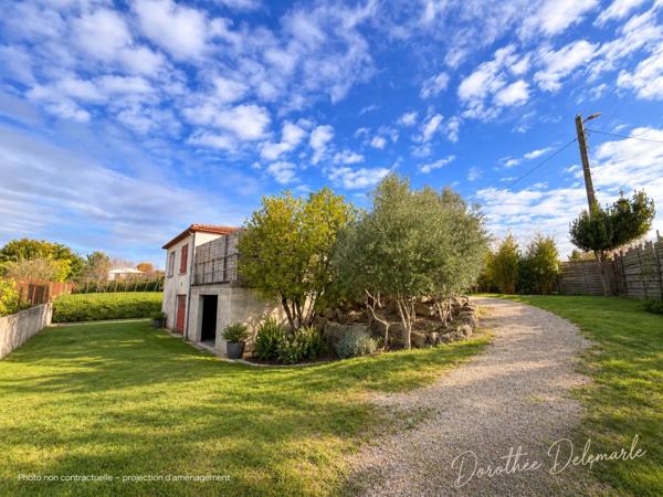 Maison à vendre 4 pièces SAINT JEAN D'ANGELY (17) CŒUR DE VILLE – MAISON AVEC JARDIN ET SOUS-SOL TOTAL – FORT POTENTIEL