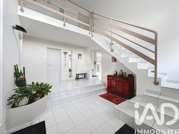 Maison à vendre 8 pièces 250 m² Augy