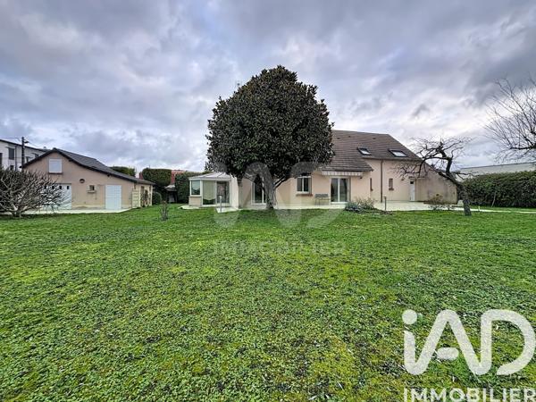 Maison à vendre 8 pièces 250 m² Augy