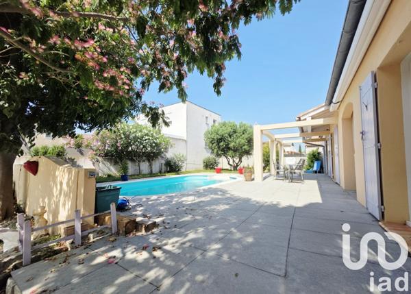Maison à vendre 5 pièces 150 m² Aigues-Mortes
