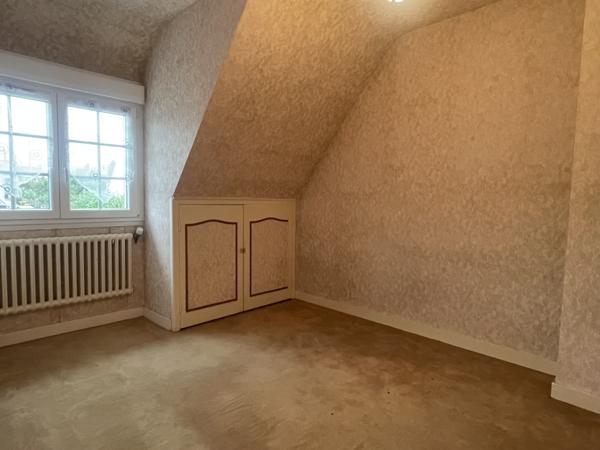 Quimper (29000) Maison individuelle avec sous-sol complet et grand terrain divisible – Quimper Ergué Armel