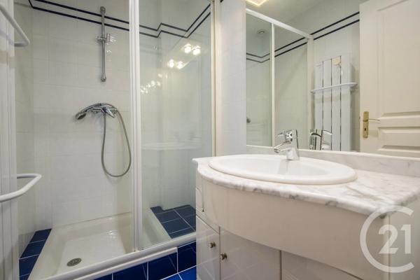 Appartement F3 à vendre  3 pièces - 84,44 m 2   NICE  - 06