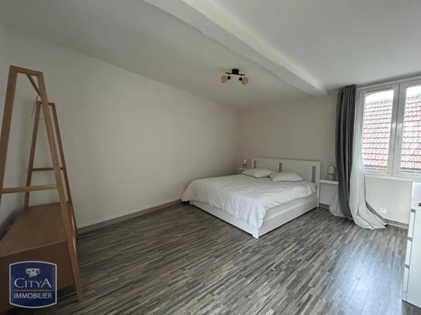 Appartement à louer 2 pièces 55.52m²