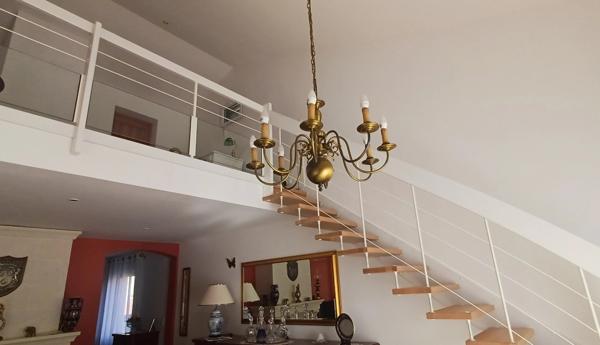 Grande maison à vendre 5 pièces FOUQUEBRUNE (16) + dépendances sur terrain d'env 6800 m2