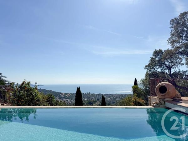 Maison à vendre  6 pièces - 175 m 2   CAVALAIRE SUR MER  - 83