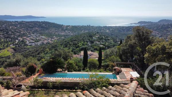Maison à vendre  6 pièces - 175 m 2   CAVALAIRE SUR MER  - 83