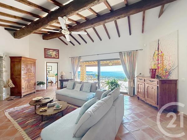 Maison à vendre  6 pièces - 175 m 2   CAVALAIRE SUR MER  - 83
