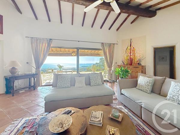 Maison à vendre  6 pièces - 175 m 2   CAVALAIRE SUR MER  - 83