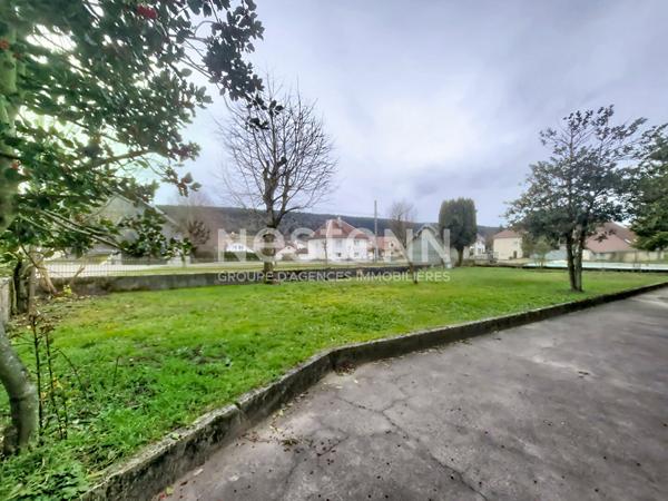 Ferme à rénover à vendre secteur VAL D'USIERS - Idéale pour Investisseurs !