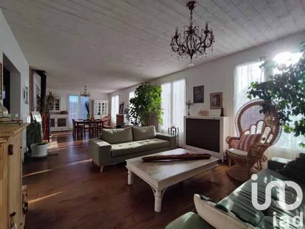 Maison à vendre 8 pièces 242 m² Marines