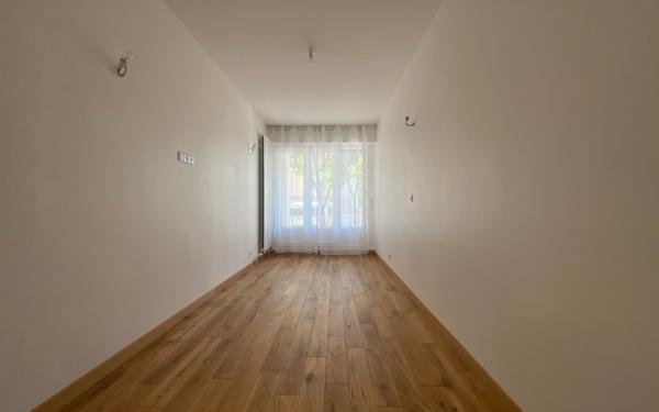 Appartement à louer    2 pièces • 45,14 m2 La Varenne - Saint-Maur-des-Fossés