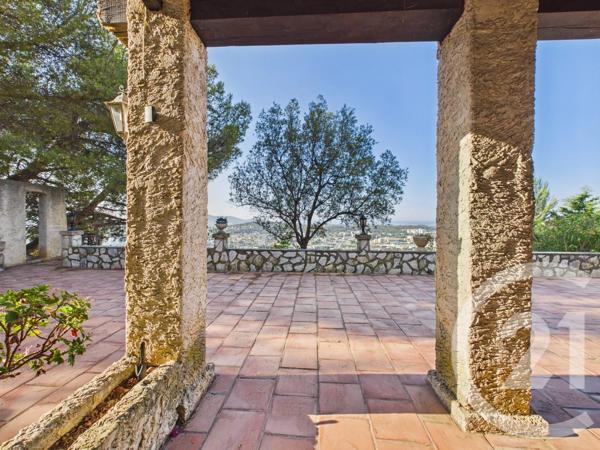 Maison à vendre  6 pièces - 152,08 m 2   LA VALETTE DU VAR  - 83