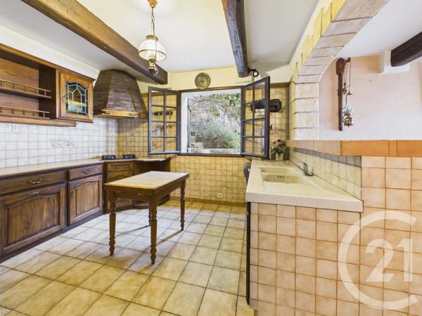 Maison à vendre  6 pièces - 152,08 m 2   LA VALETTE DU VAR  - 83