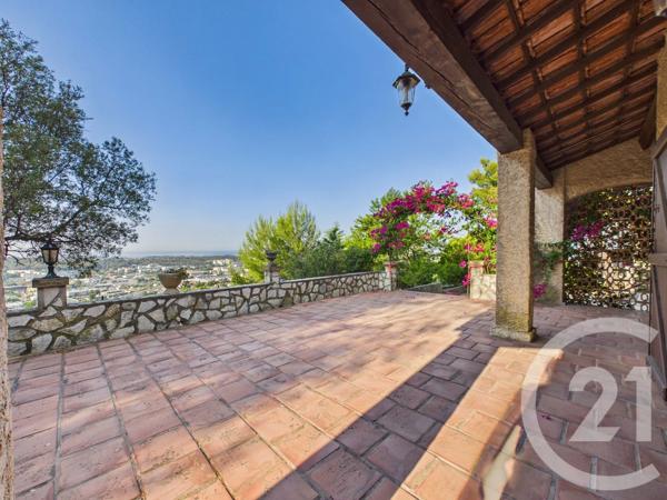 Maison à vendre  6 pièces - 152,08 m 2   LA VALETTE DU VAR  - 83