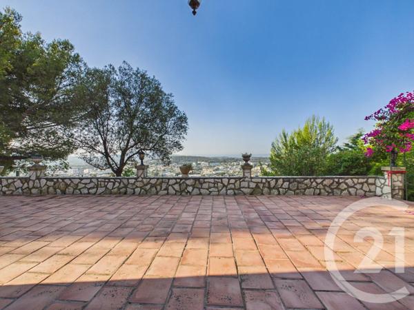 Maison à vendre  6 pièces - 152,08 m 2   LA VALETTE DU VAR  - 83