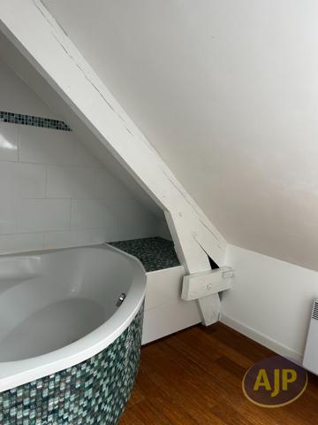 Maison à louer Savenay : 4 pièces, 74m² avec 3 chambre(s) à 1 114€ - AJP Immobilier Savenay