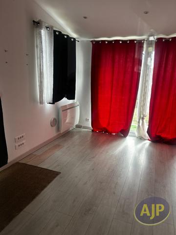 Maison à louer Savenay : 4 pièces, 74m² avec 3 chambre(s) à 1 114€ - AJP Immobilier Savenay