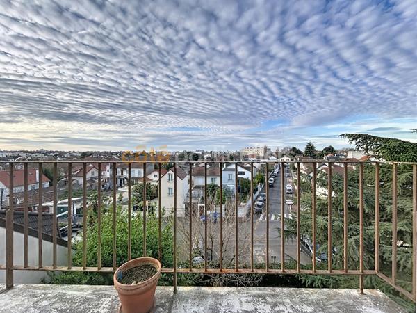 Vente Appartement53,14 m² - 3 Pièces - SAINT MAUR DES FOSSES (94100)