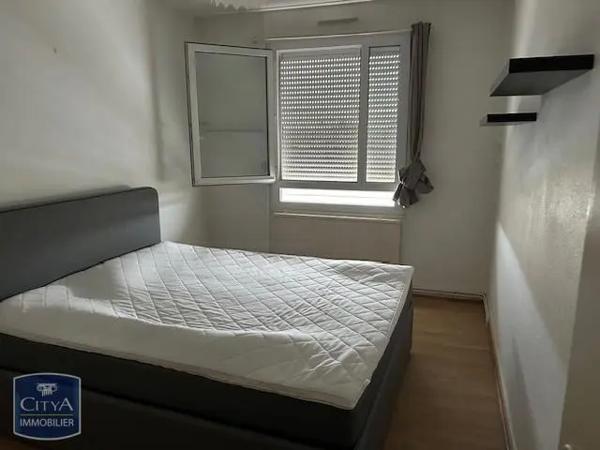 Appartement à louer 2 pièces 59.27m² Le Mans (72100)