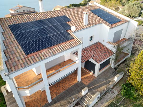 Maison d architecte de 309,46 m²