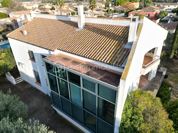 Maison d architecte de 309,46 m²