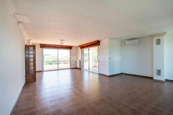 Maison d architecte de 309,46 m²