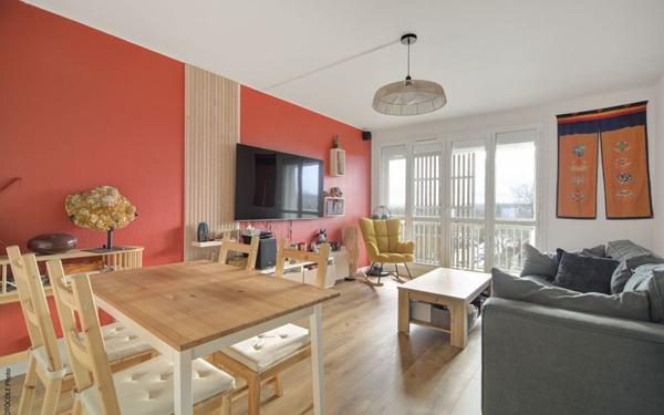 Appartement à vendre    5 pièces • 93 m2 Balma