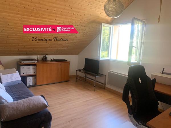 Maison 5 pièces 86 m2 sur  terrain de 883m2
