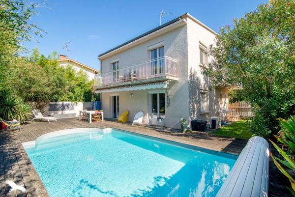 Maison à vendre |  Blagnac |  6 pièces | 202 m²