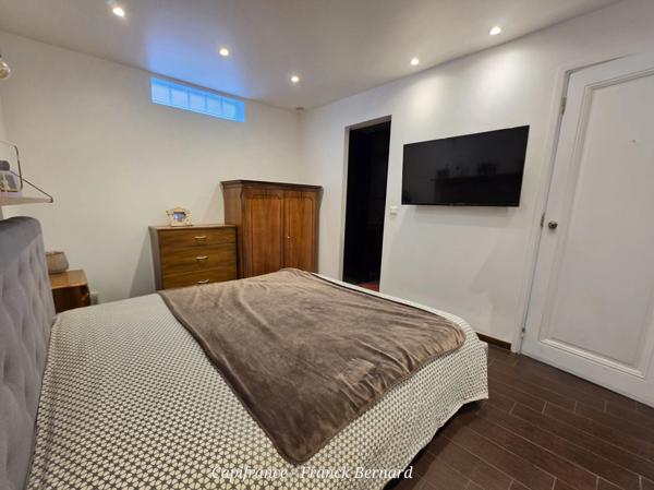 Maison en parfait état à vendre 5 pièces LE KREMLIN BICETRE (94) -