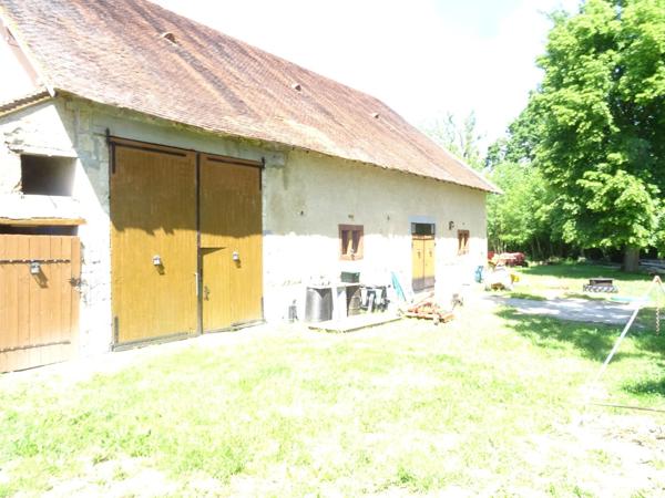 Maison à MONTAIGU-LE-BLIN, 03150 - 4 pièces 122m²