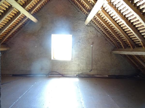Maison à MONTAIGU-LE-BLIN, 03150 - 4 pièces 122m²
